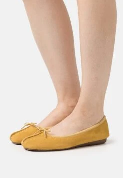 Clarks FRECKLE ICE - Klassischer Ballerina - Yellow