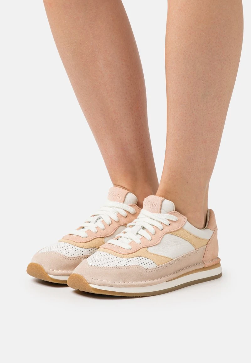 Clarks CRAFTRUN - Sneaker Low - Beige