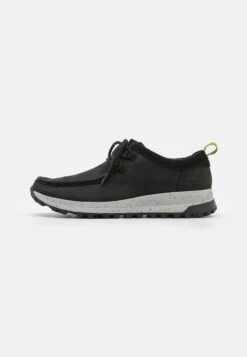 Clarks ATL TREK WALLY - Sportlicher Schnürer - Black