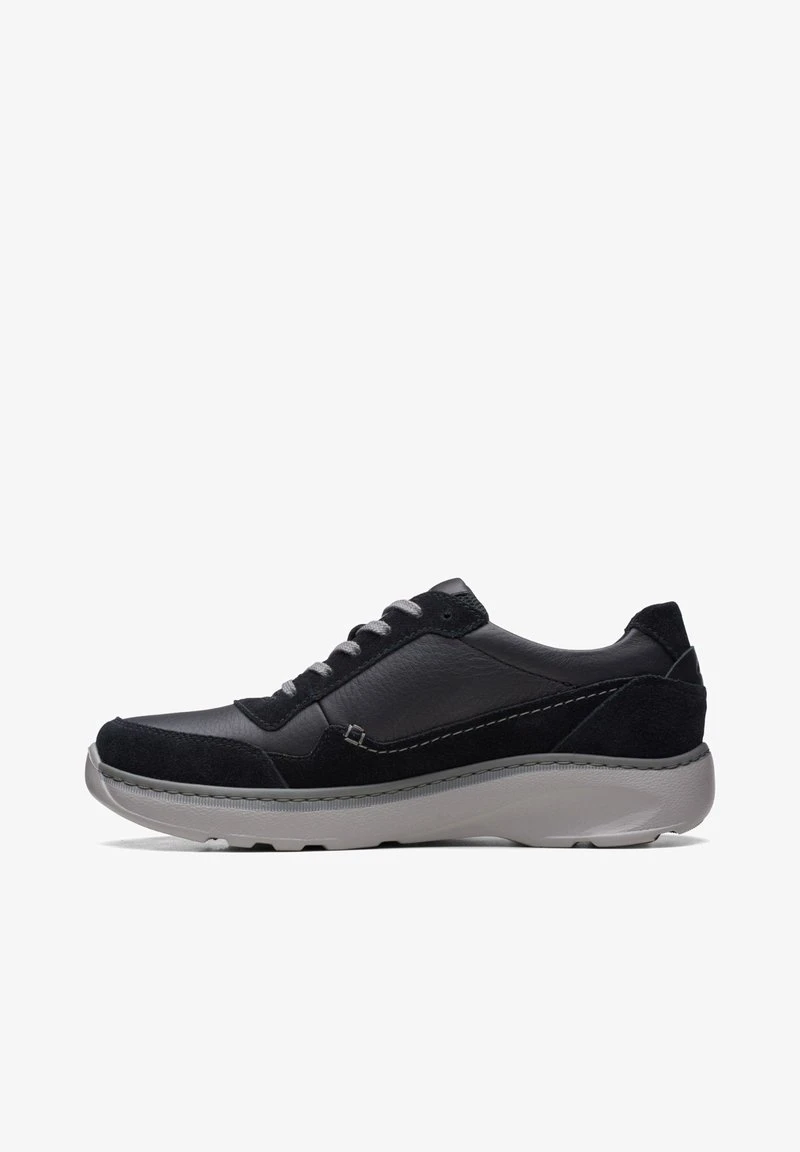 Clarks CHARTLITE MOVE G - Sneaker Low - Black