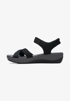 Clarks ARLA SHORE-D - Keilsandalette - Black