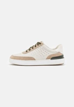 Clarks COURT LITE TOR - Sneaker Low - Off-white