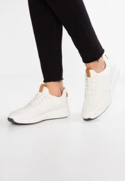 UN RIO LACE - Sneaker Low - White