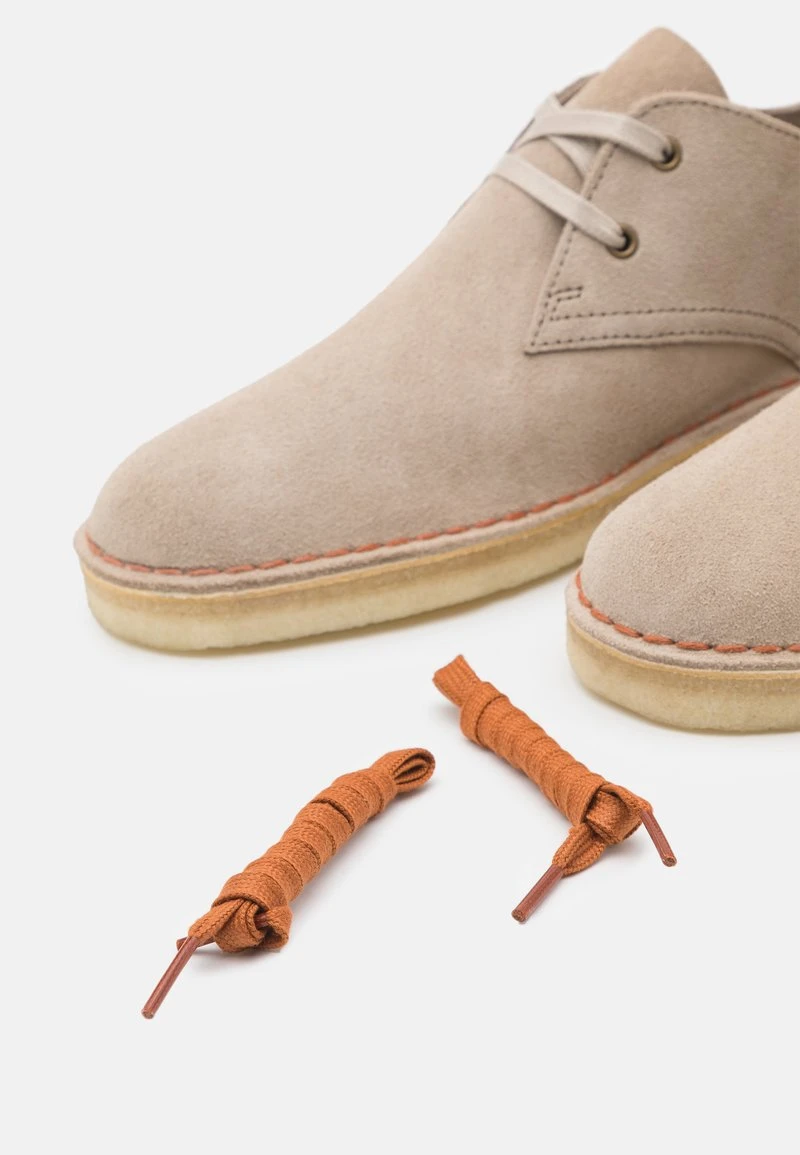 Clarks Originals DESERT KHAN - Sportlicher Schnürer - Sand - Image 6