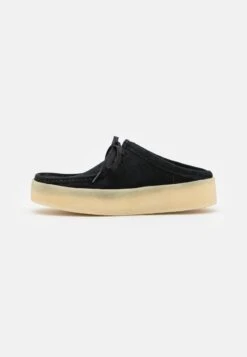 Clarks Originals WALLABEECUP - Clogs - Black