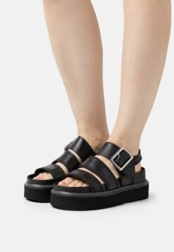 Clarks ORIANNA OVER - Plateausandalette - Black