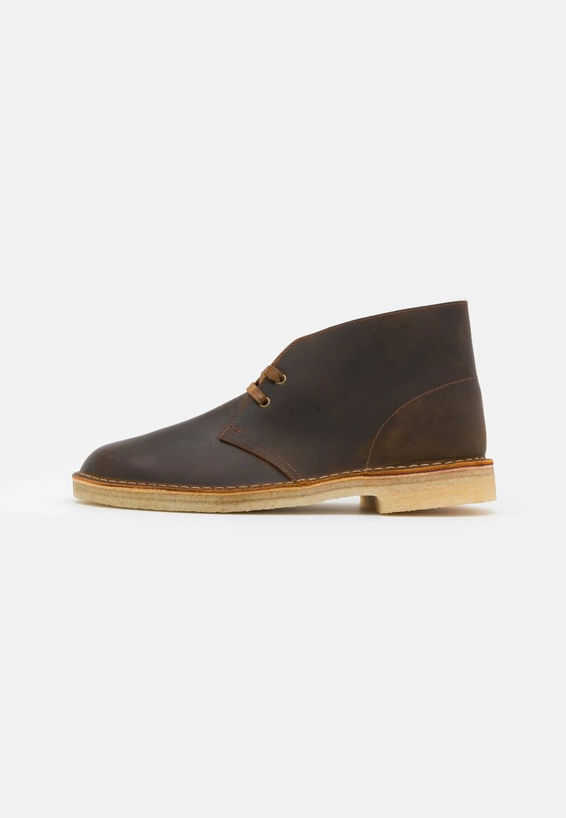 Clarks Originals DESERT BOOT - Sportlicher Schnürer - Camel